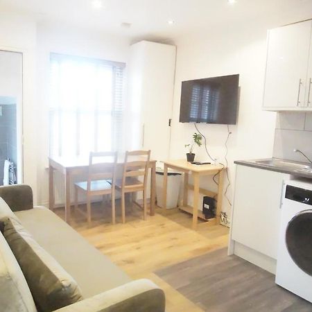 Evergreen Apartments-Flat 4, Londyn Zewnętrze zdjęcie